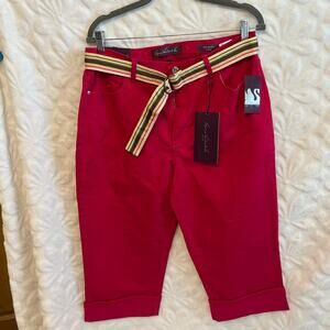 Gloria Vanderbilt Amanda Style Red with Belt Stretch Tummy Control